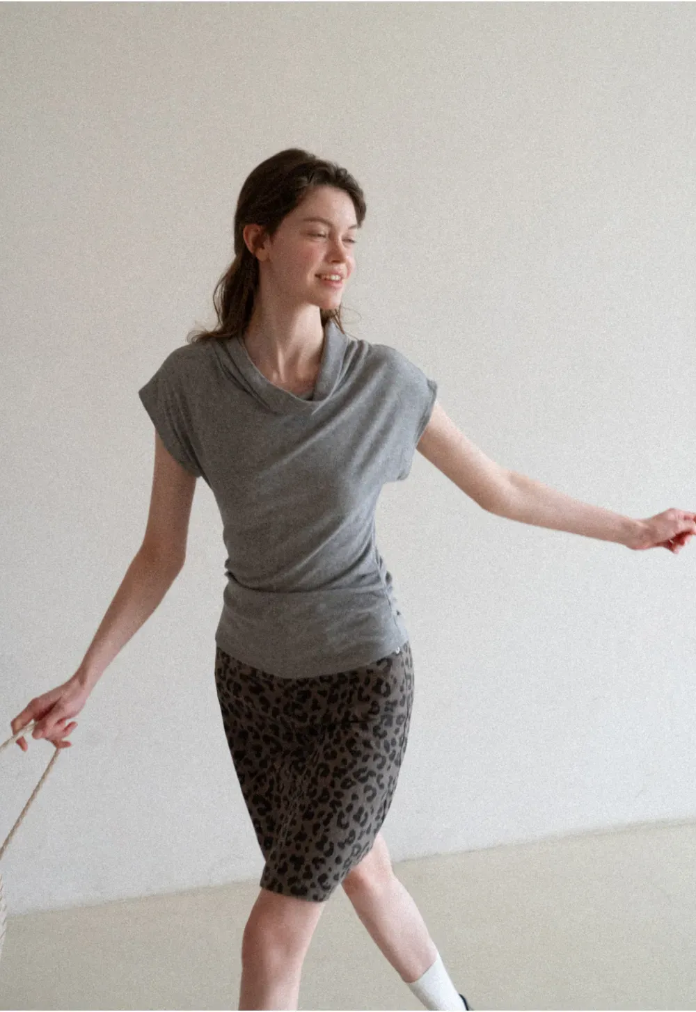 Short Sleeve T Shirt with Ruched Hem