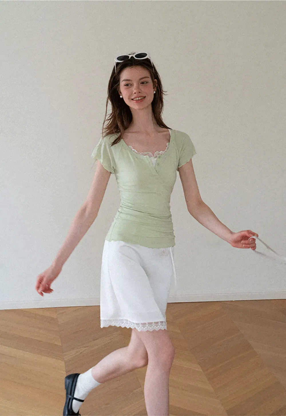 Lace Trim V Neck Short Sleeve T Shirt