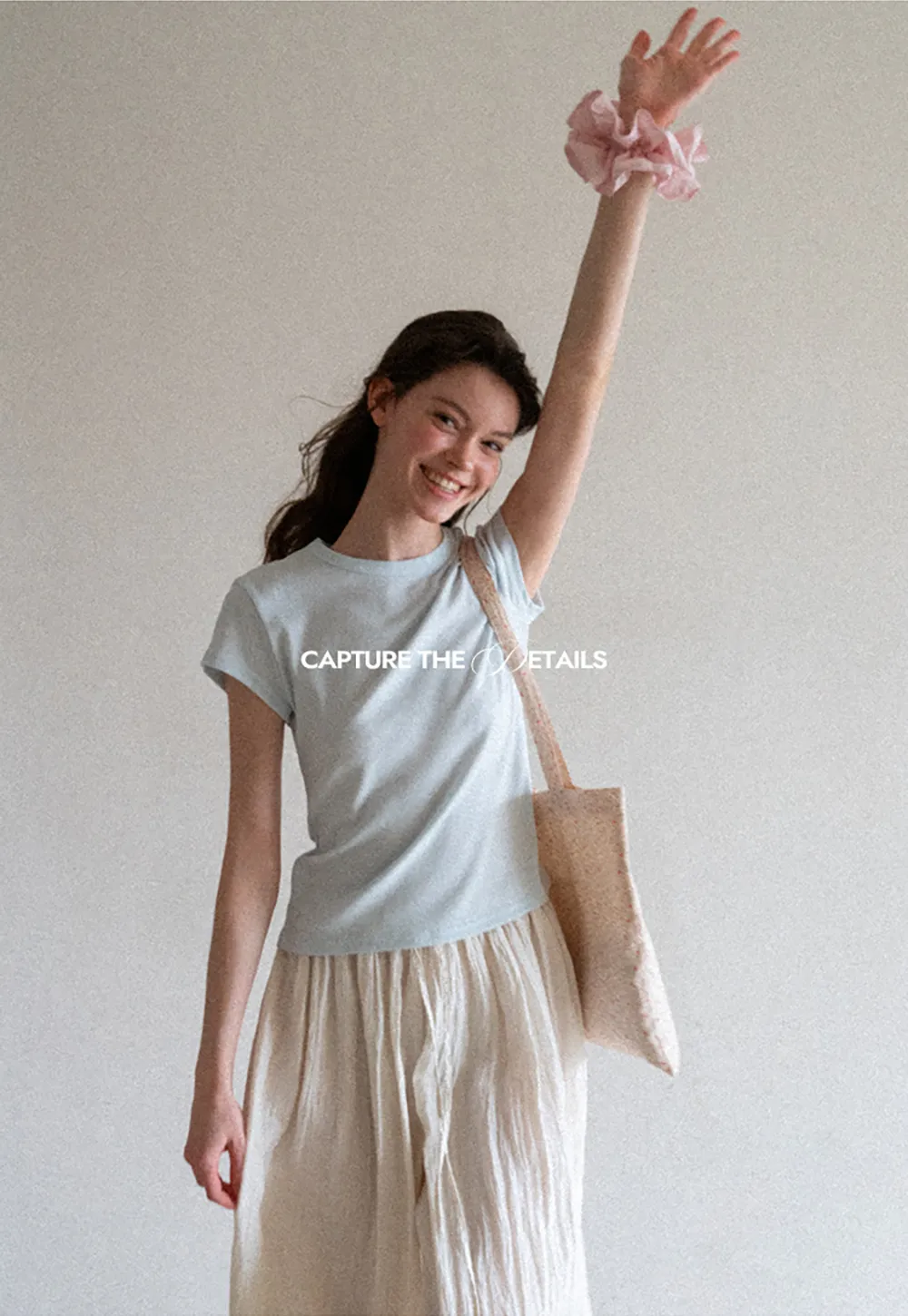 Round Neck Short Sleeve Fitted T Shirt