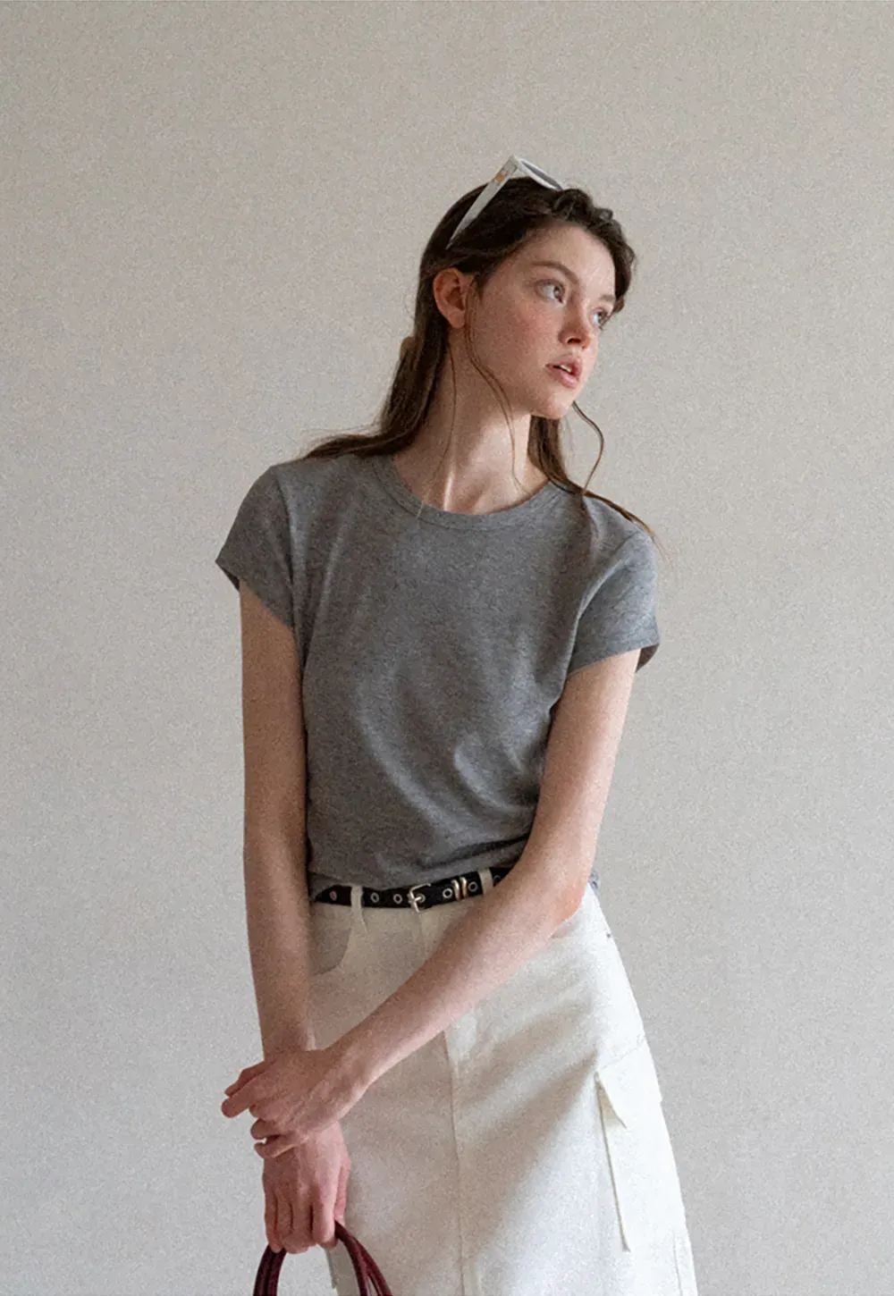 Round Neck Short Sleeve Fitted T Shirt