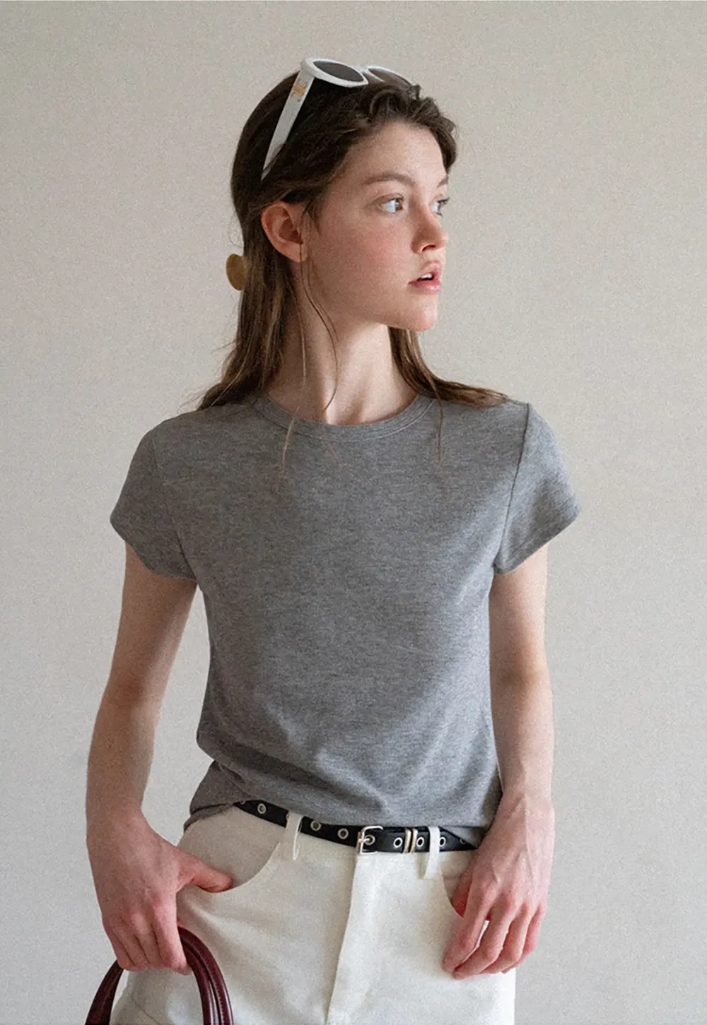 Round Neck Short Sleeve Fitted T Shirt