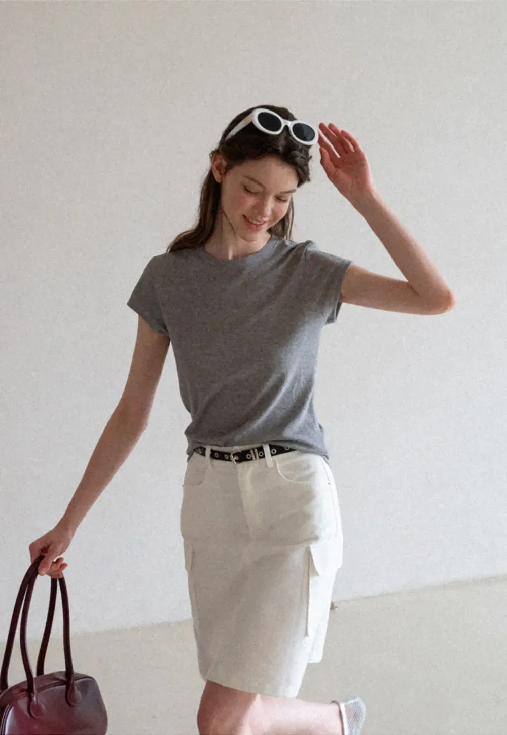 Round Neck Short Sleeve Fitted T Shirt