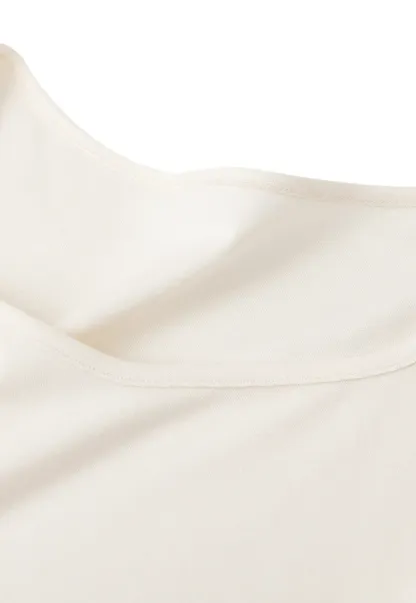 Scalloped Hem V Neck Short Sleeve Knit Tshirt