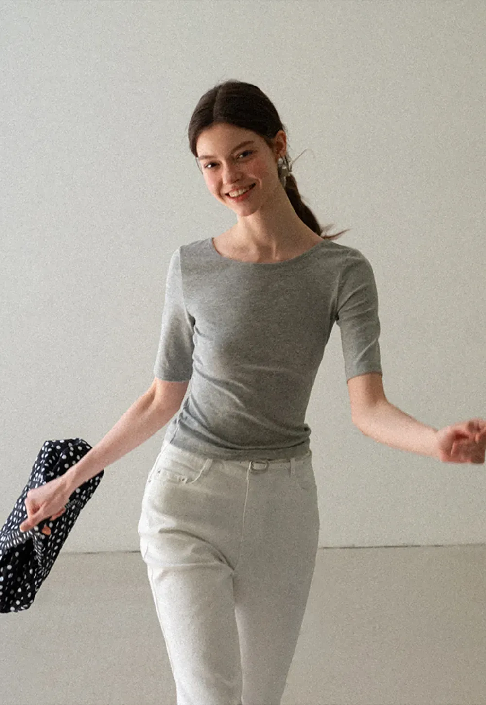 Cropped Ribbed Knit Short Sleeve Top