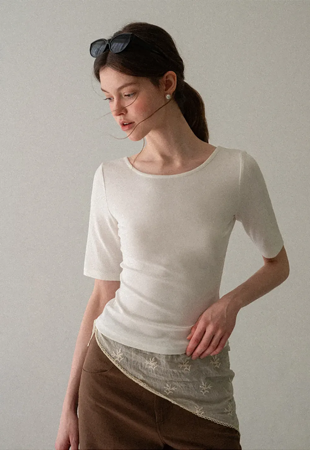 Cropped Ribbed Knit Short Sleeve Top