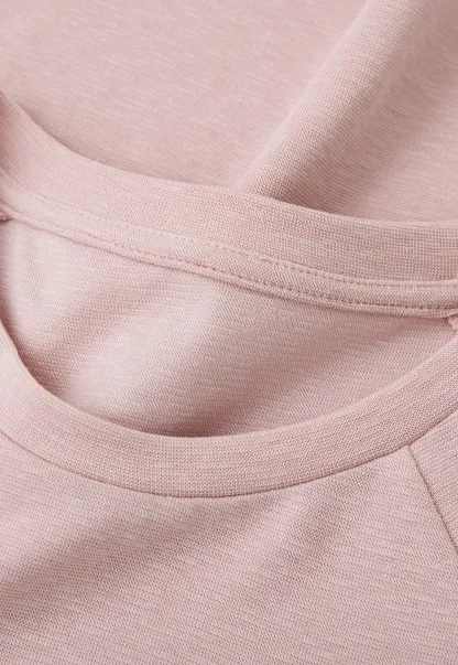 Slim Fit Round Neck Short Sleeve Tshirt