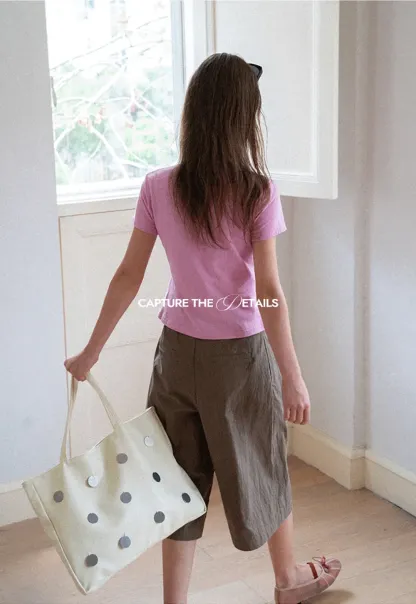 Embroidered Bow Detail Crew Neck Short Sleeve Tshirt