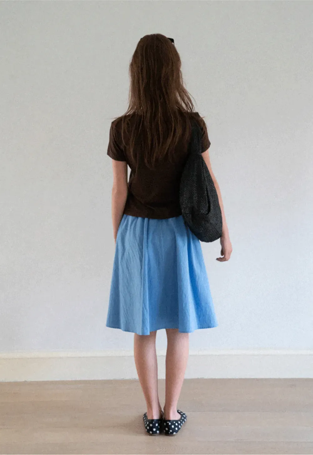 Embroidered Bow Detail Crew Neck Short Sleeve Tshirt