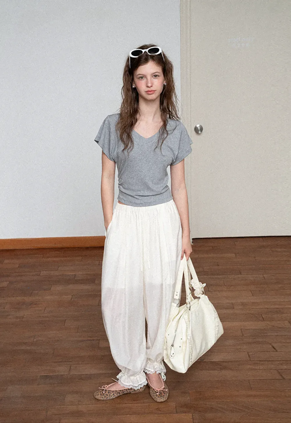 Side Ruched V Neck Short Sleeve T Shirt
