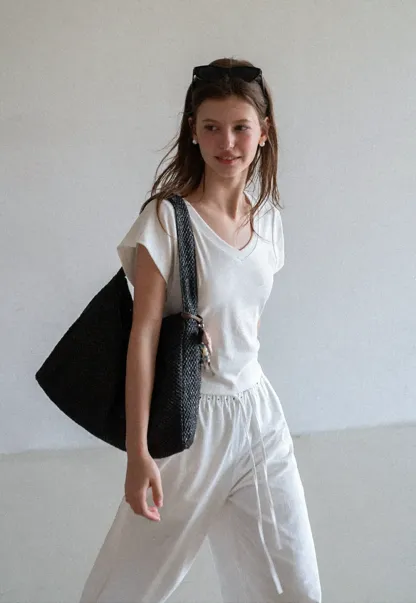 Side Ruched V Neck Short Sleeve T Shirt