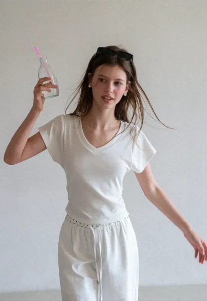 Side Ruched V Neck Short Sleeve T Shirt