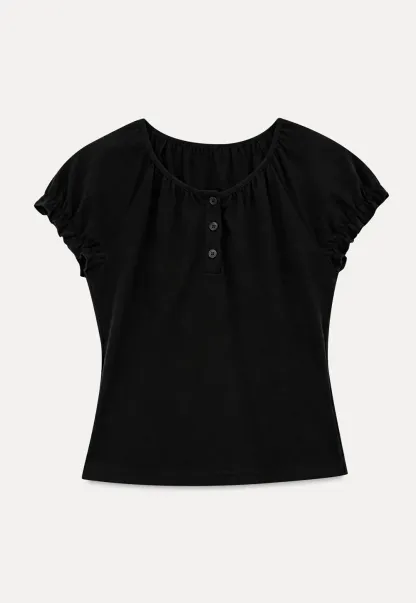 Short Sleeve Henley Neck Tshirt
