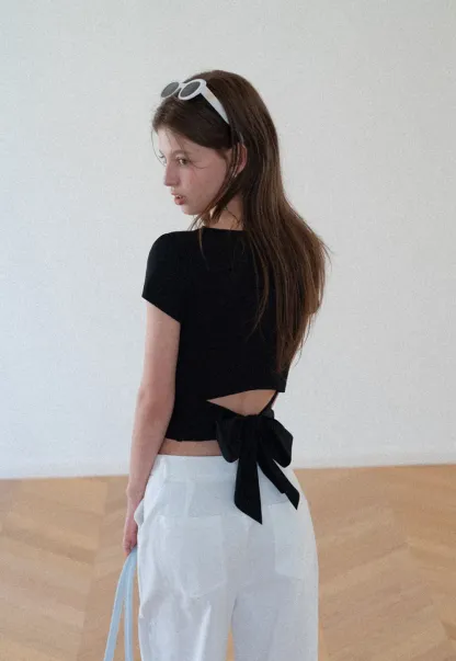 Back Cutout Bow Tie Cropped Tshirt