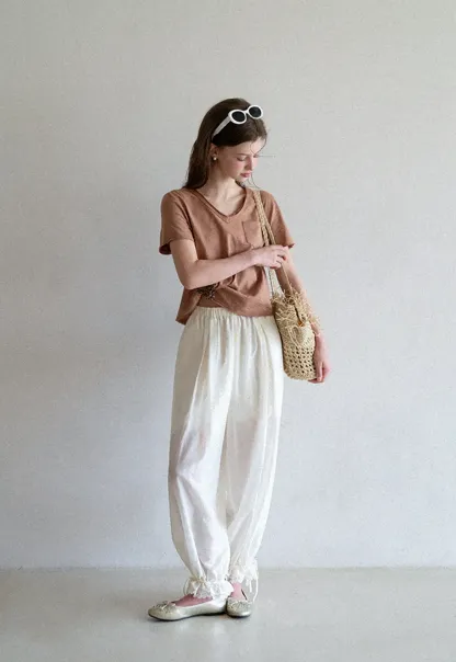 Twisted Knot Front Cropped V Neck T Shirt