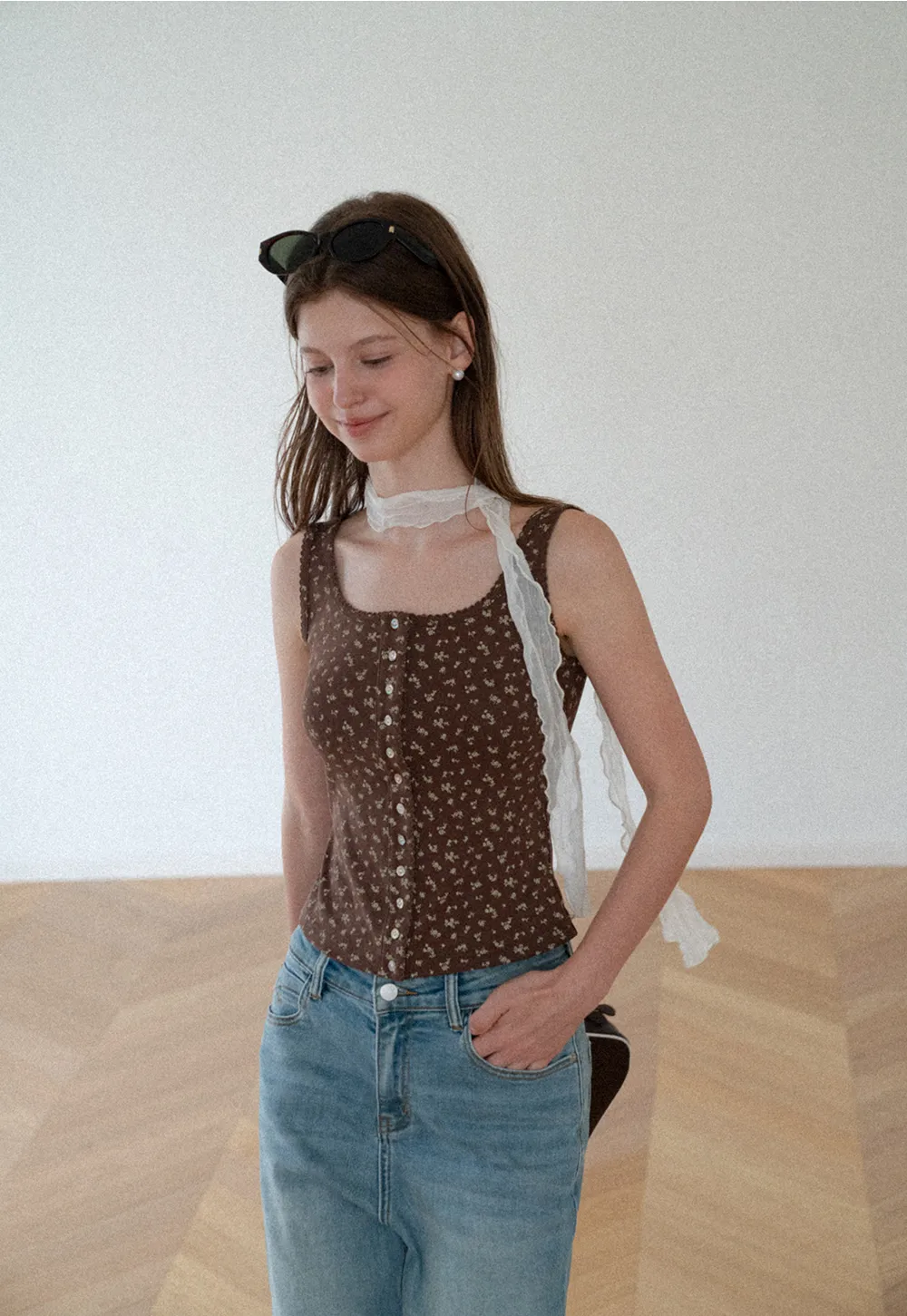 Floral Print Button Front Tank Top with Lace Trim