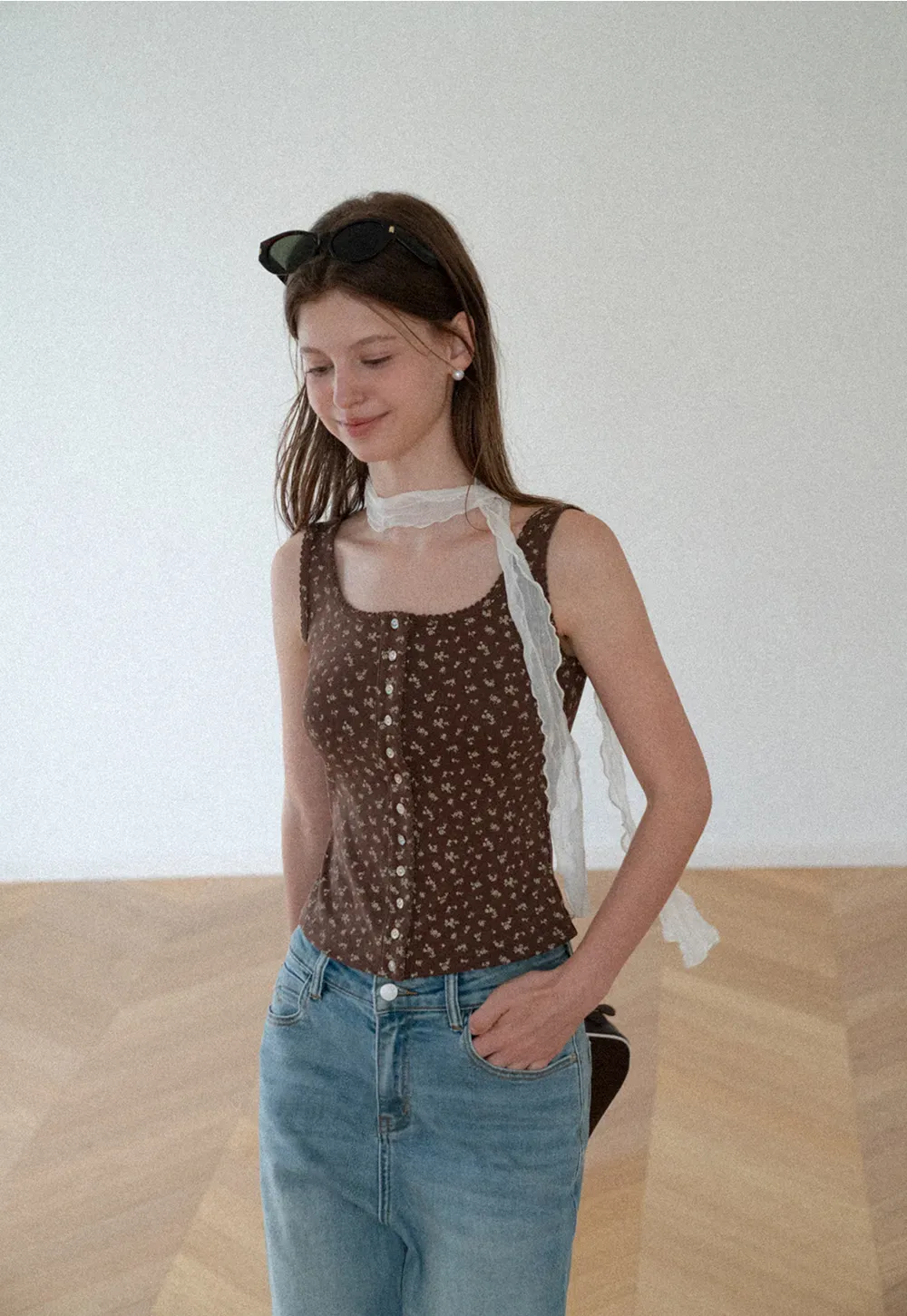 Floral Print Button Front Tank Top with Lace Trim