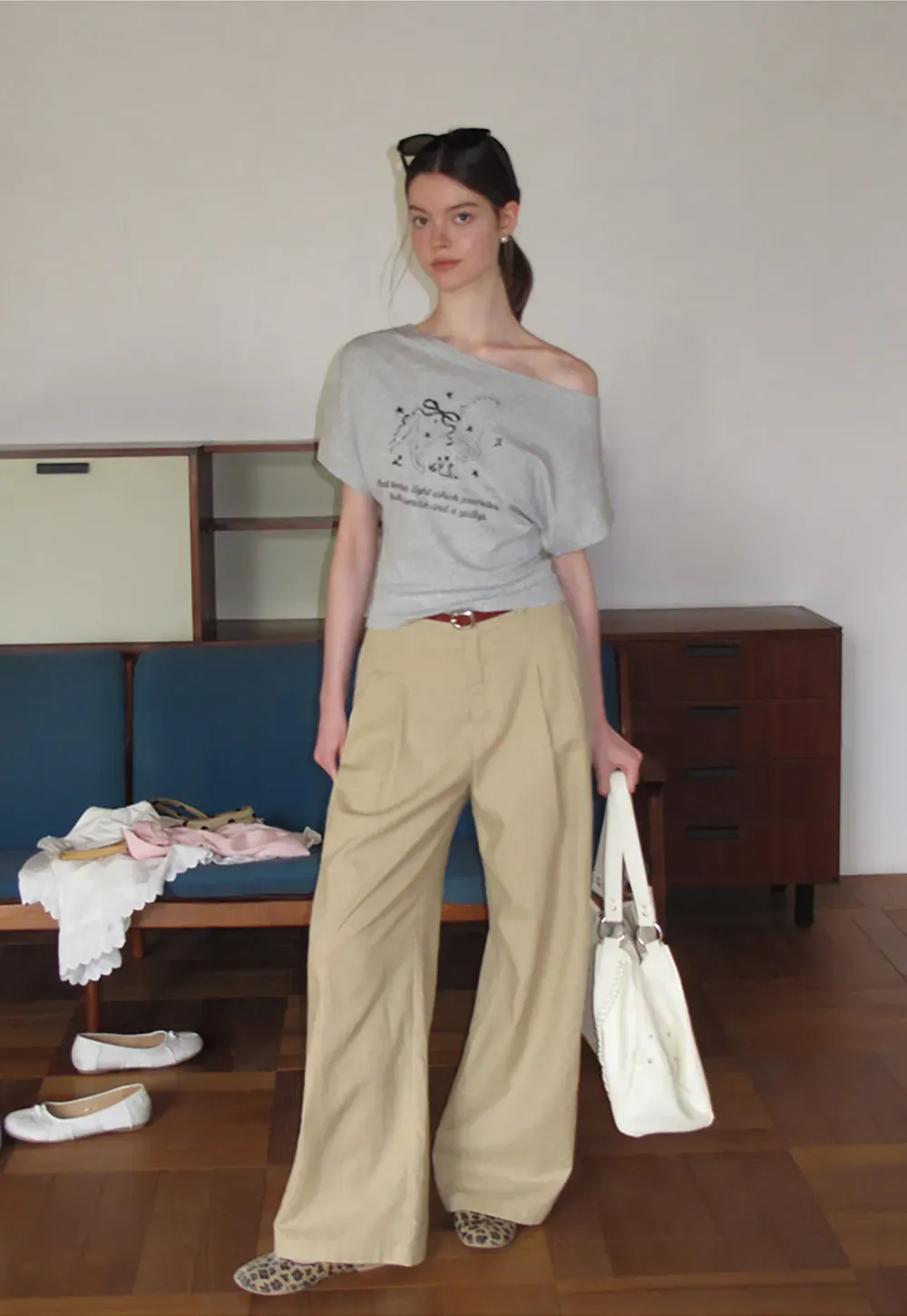 Asymmetrical Neckline Graphic Print T-shirt