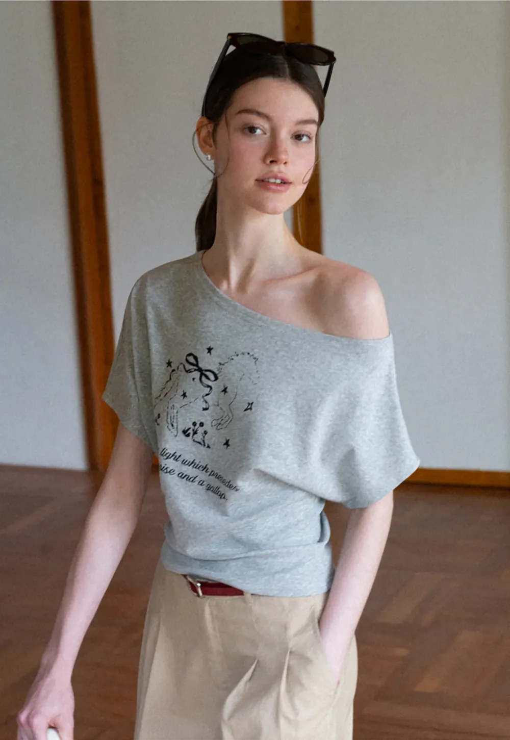 Asymmetrical Neckline Graphic Print T-shirt