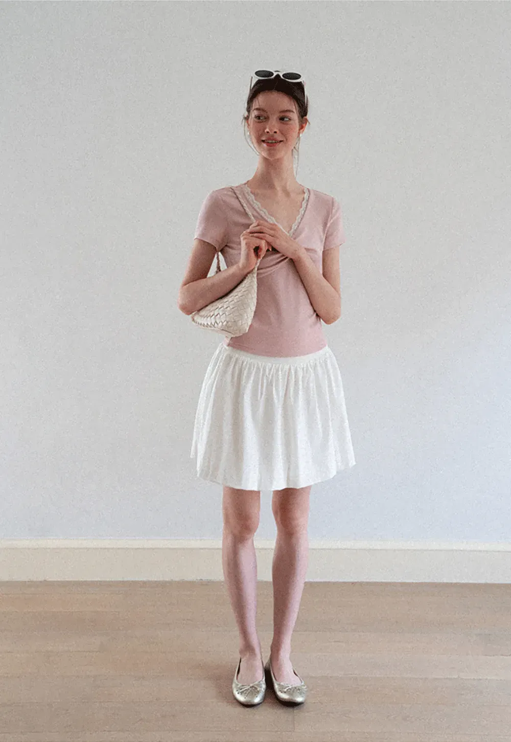 Lace Trim V Neck Twist Front Short Sleeve T Shirt