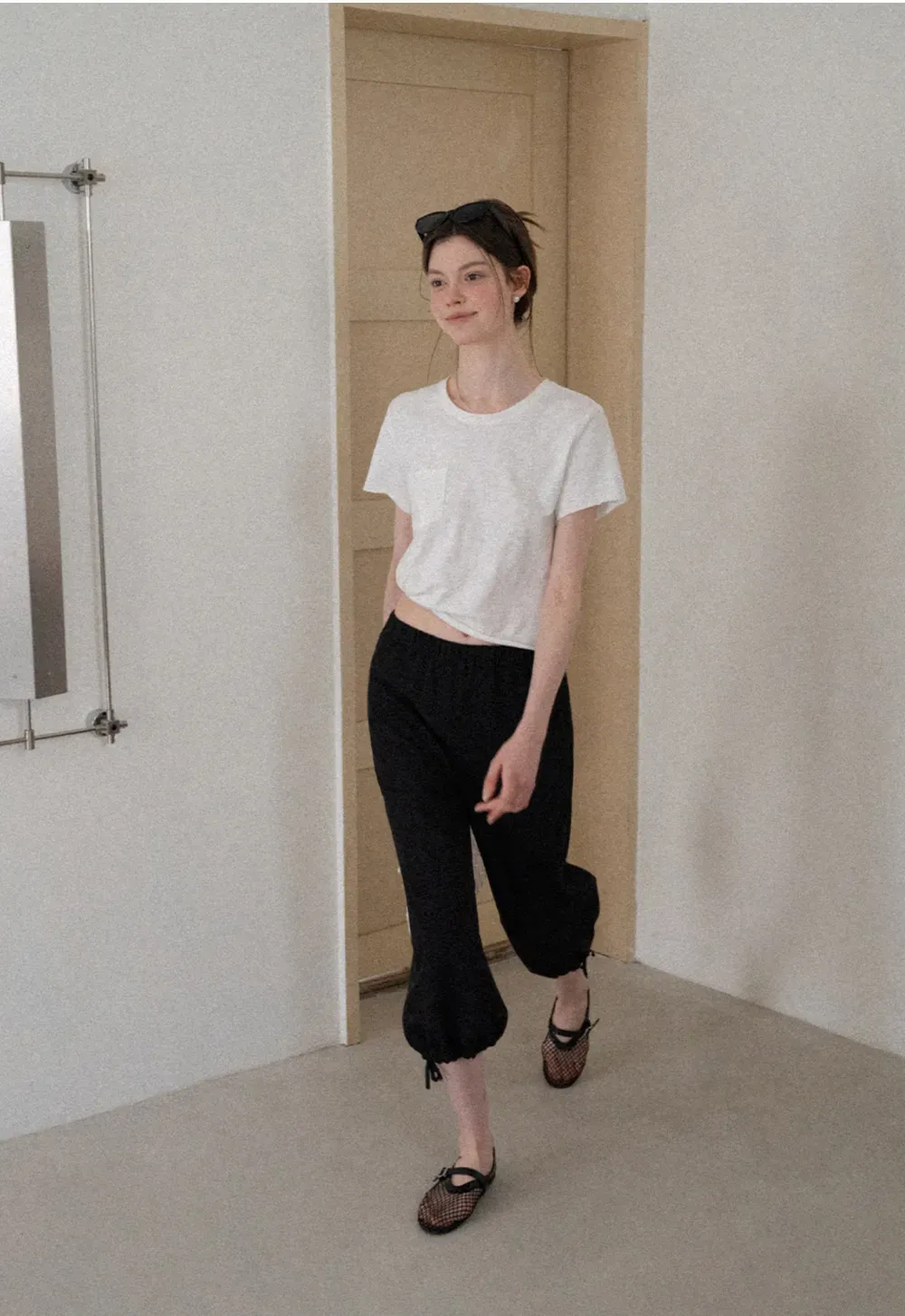 T-shirt court avec détail de nœud sur le côté