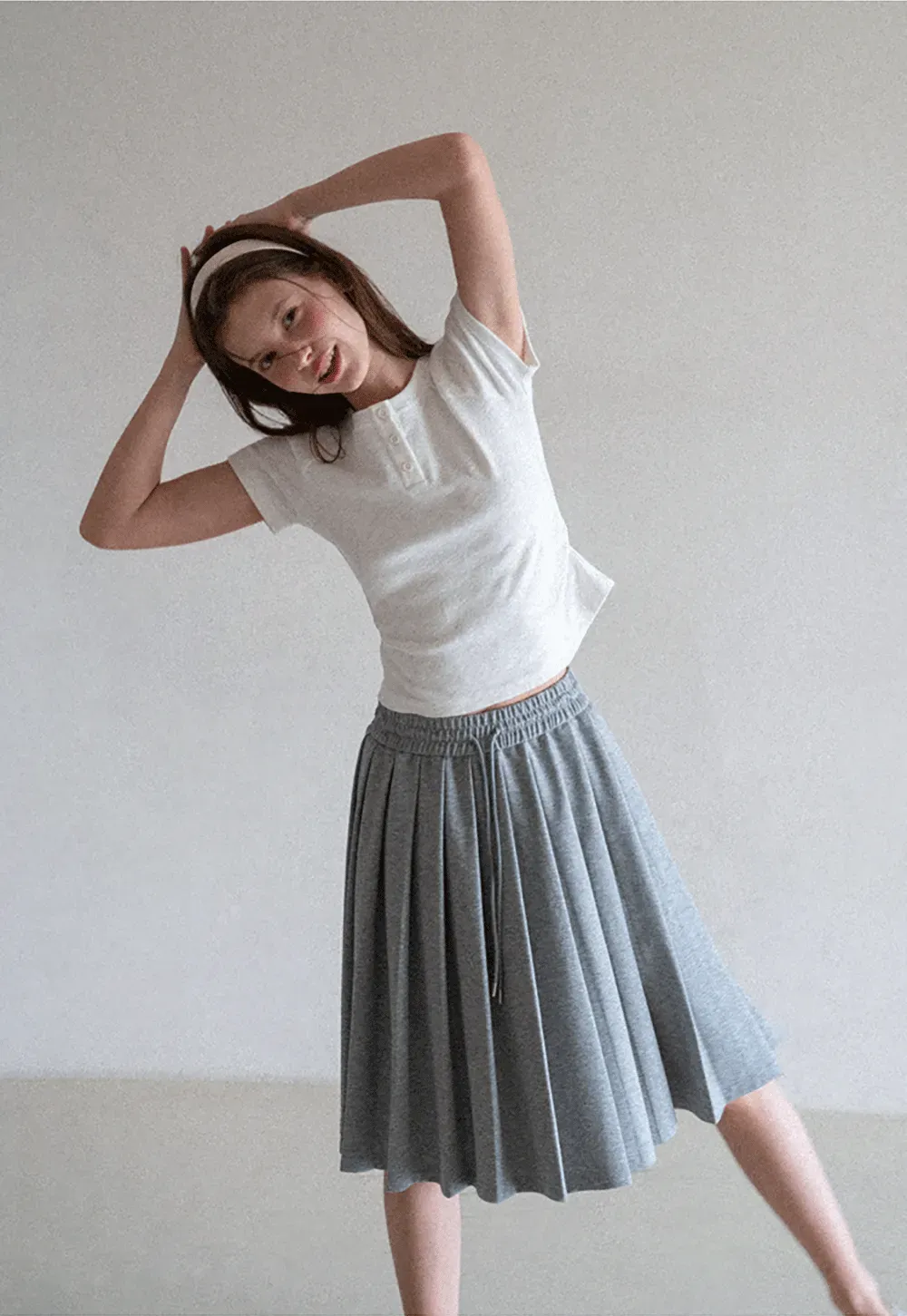 Cropped Henley Neck Short Sleeve Tshirt