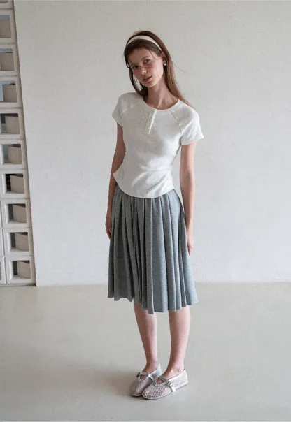Cropped Henley Neck Short Sleeve Tshirt