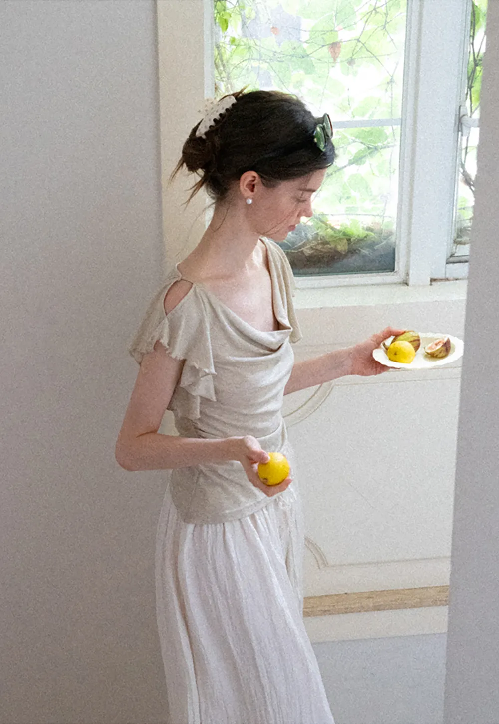 Cowl Neck Ruched Short Sleeve Tshirt