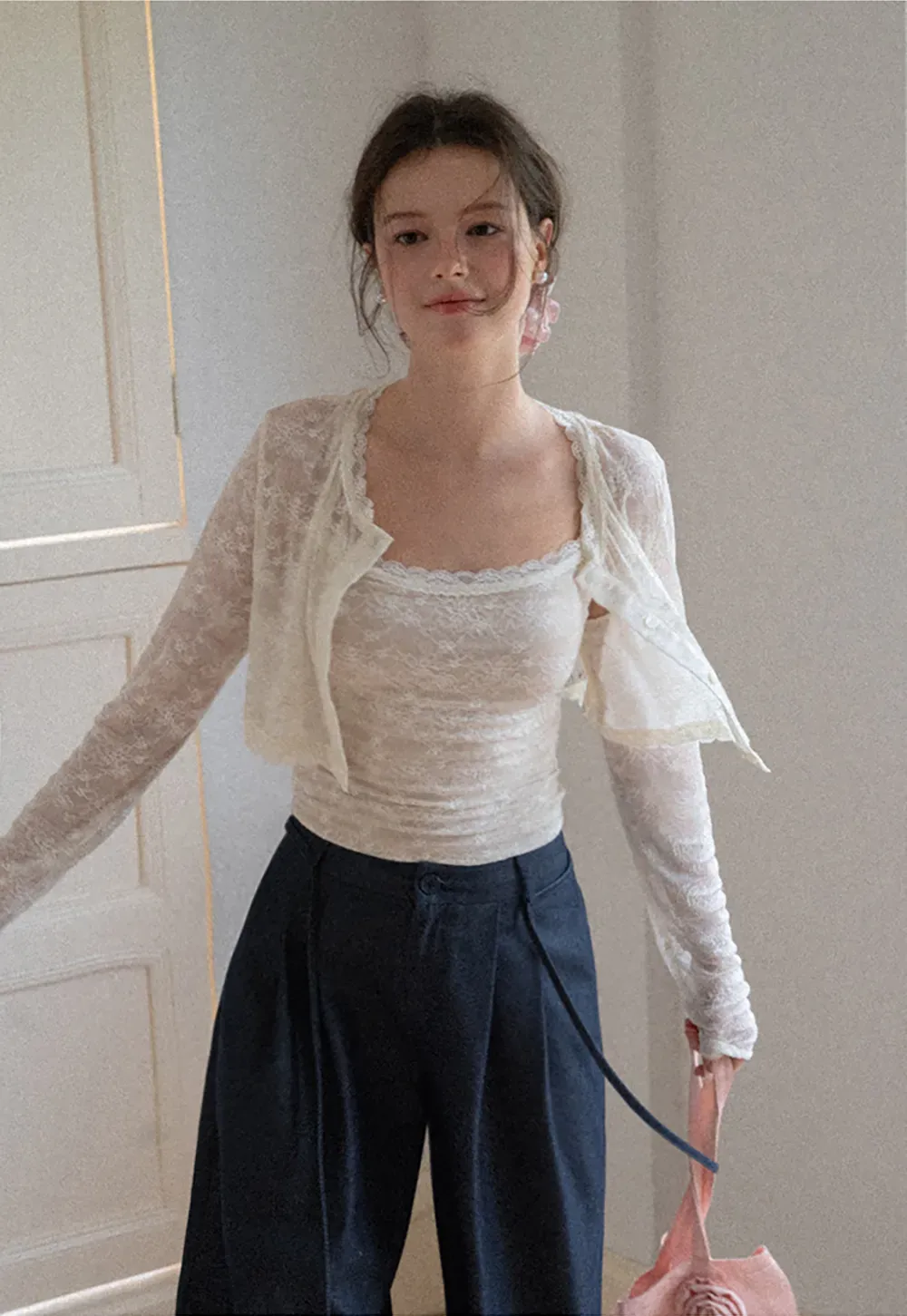 Lace Trim Cropped Long Sleeve Knit Top