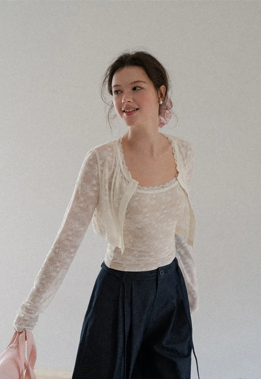 Lace Trim Cropped Long Sleeve Knit Top