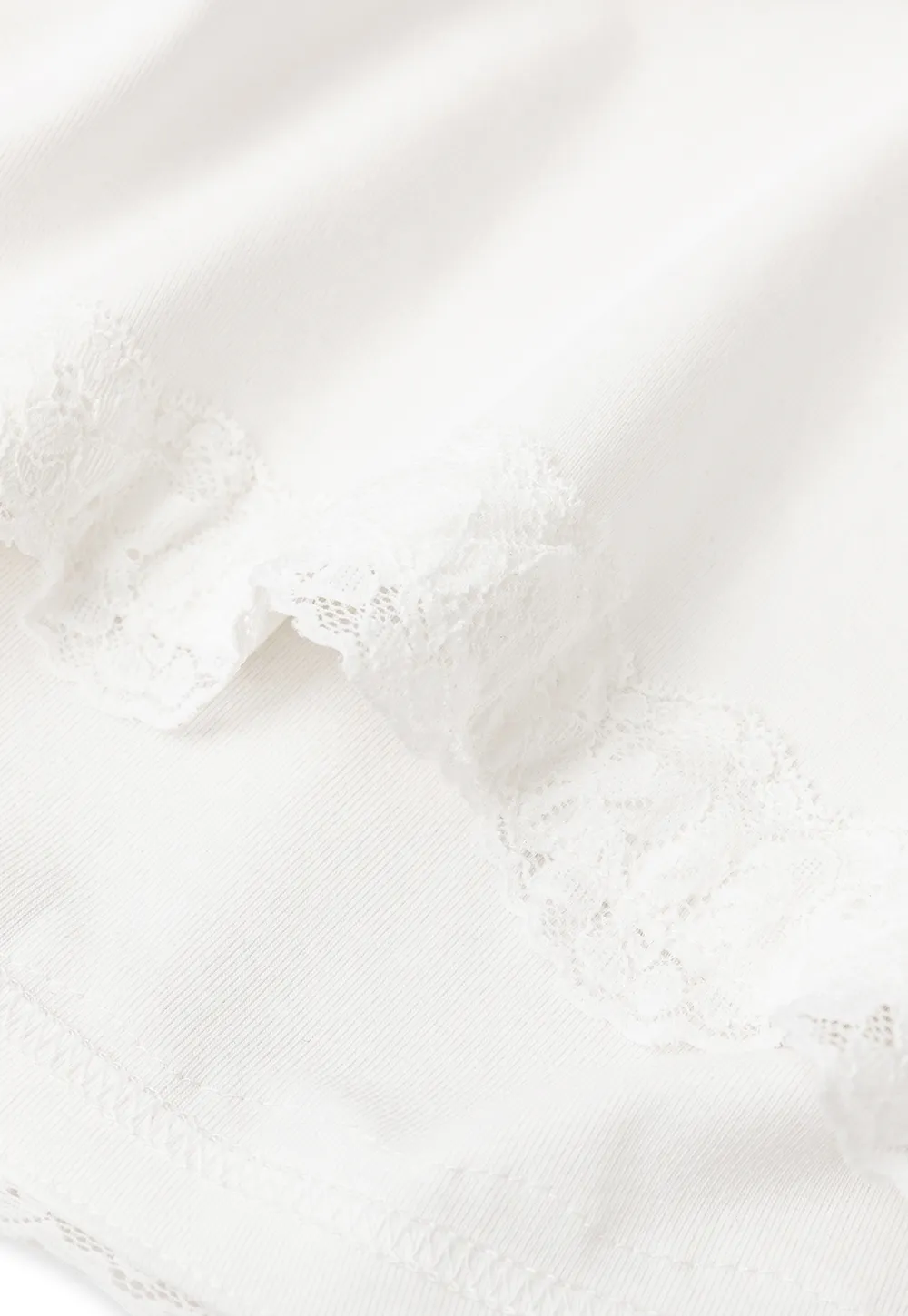 Asymmetrical Neckline Lace Trim Cropped T Shirt