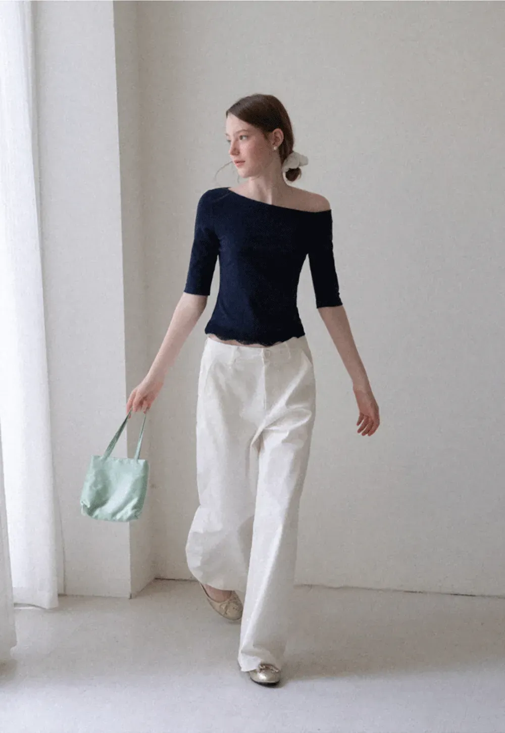 Asymmetrical Neckline Lace Trim Cropped T Shirt
