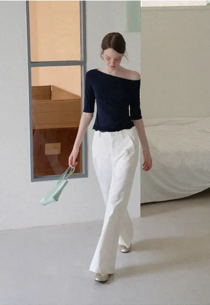 Asymmetrical Neckline Lace Trim Cropped T Shirt