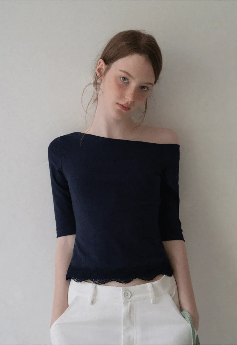 Asymmetrical Neckline Lace Trim Cropped T Shirt