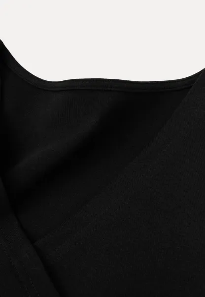 V Neck Cropped Short Sleeve Tshirt