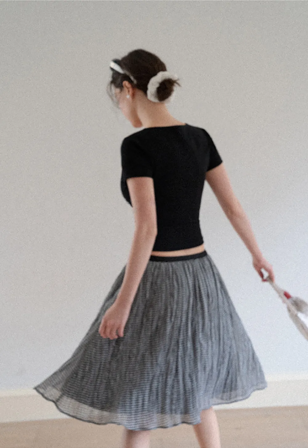 V Neck Cropped Short Sleeve Tshirt