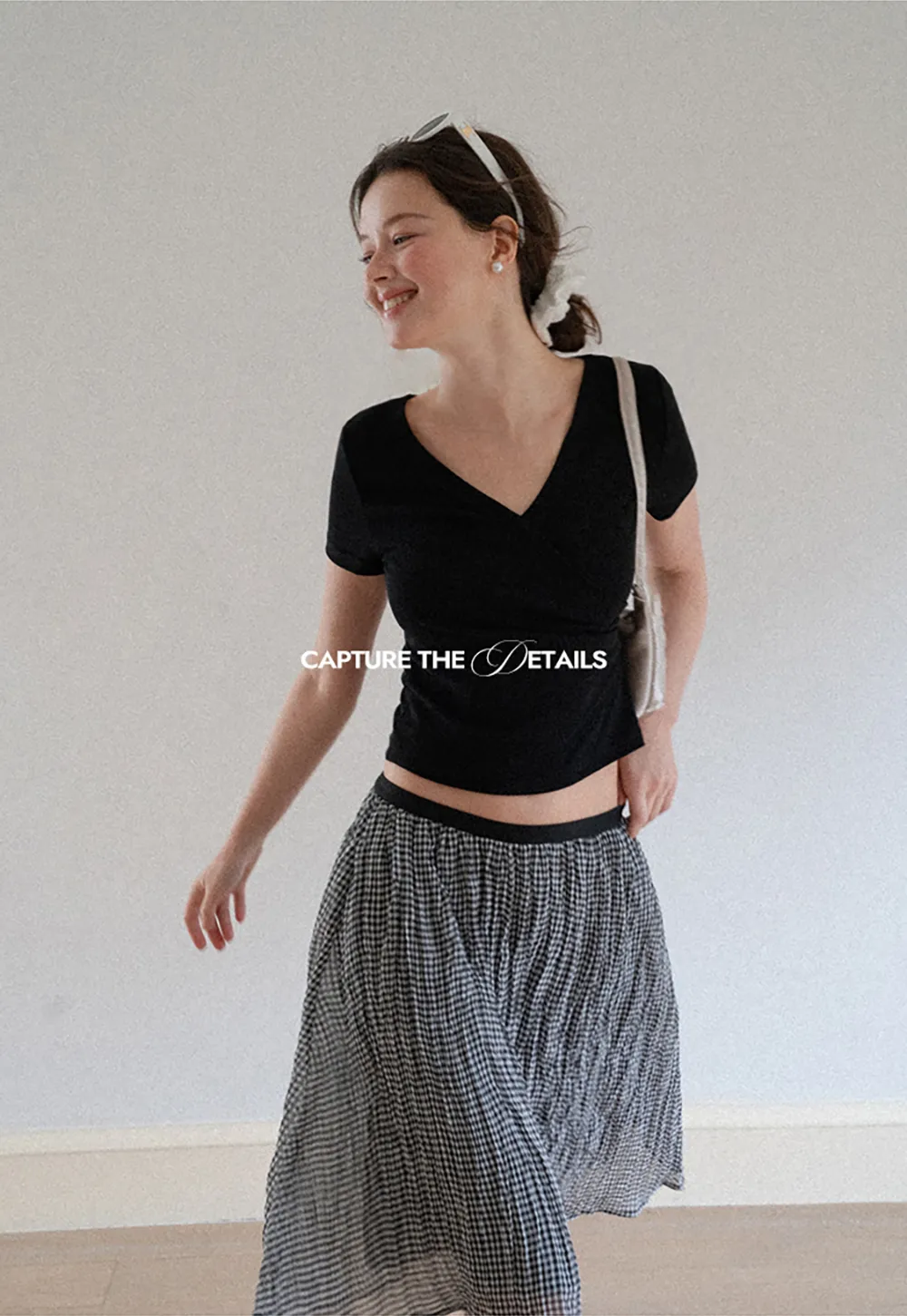 V Neck Cropped Short Sleeve Tshirt