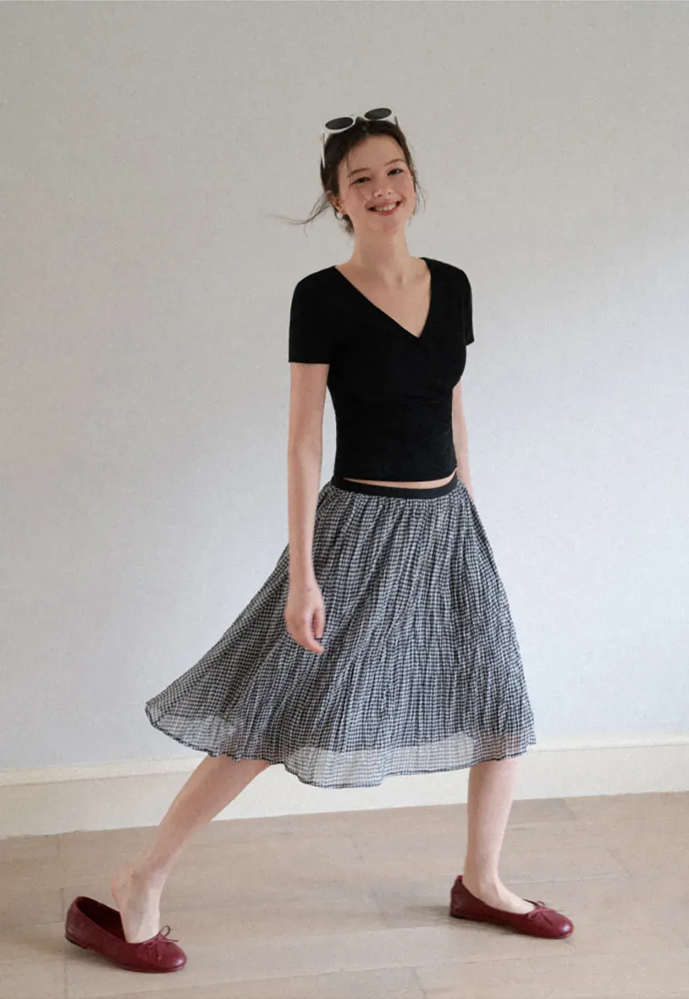 V Neck Cropped Short Sleeve Tshirt