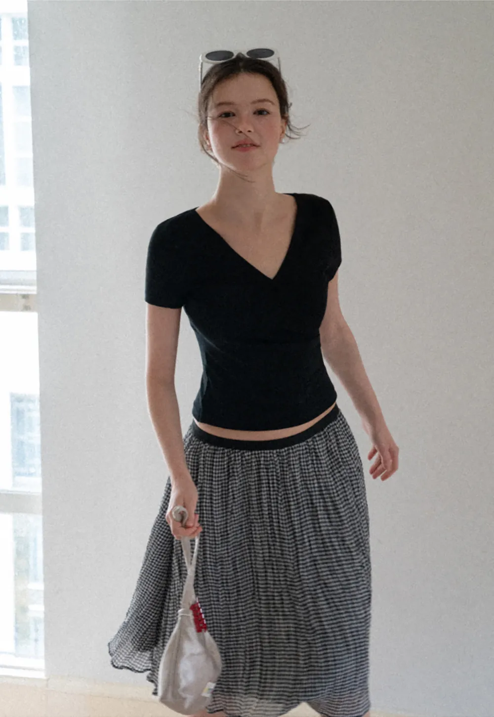 V Neck Cropped Short Sleeve Tshirt