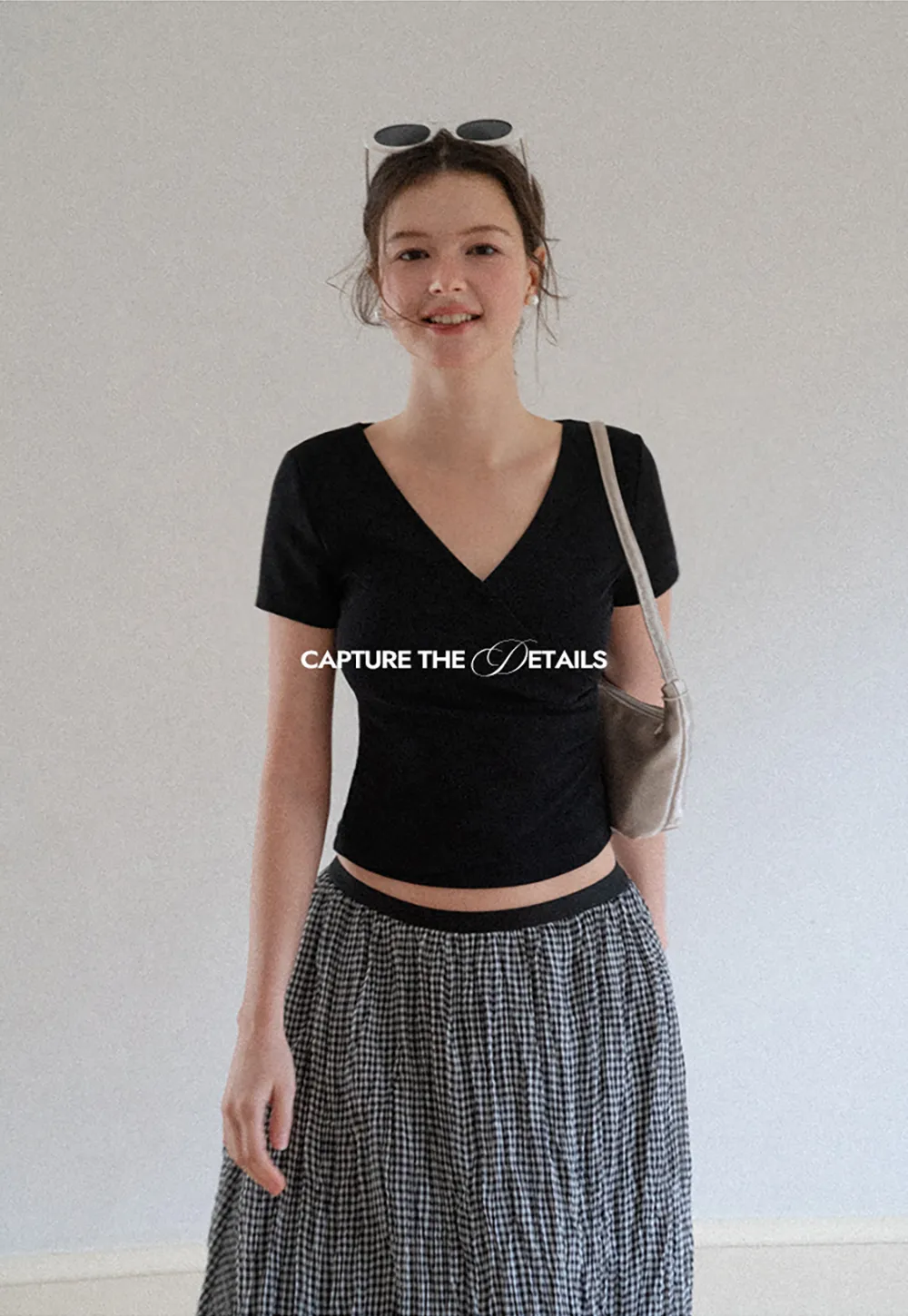 V Neck Cropped Short Sleeve Tshirt