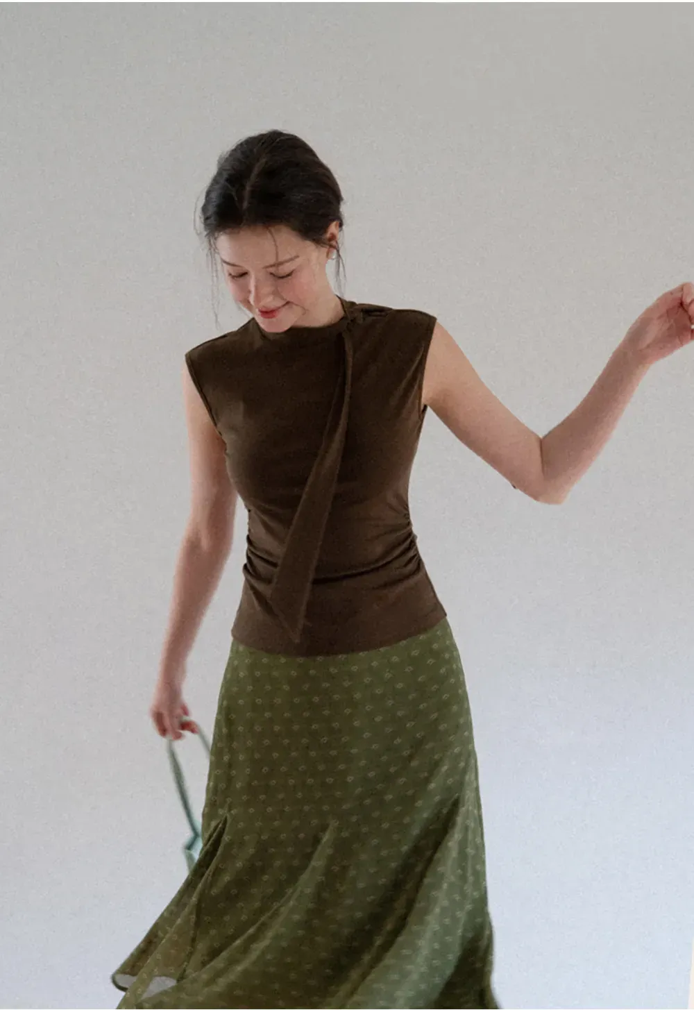 Asymmetrical Tie Neck Sleeveless Top