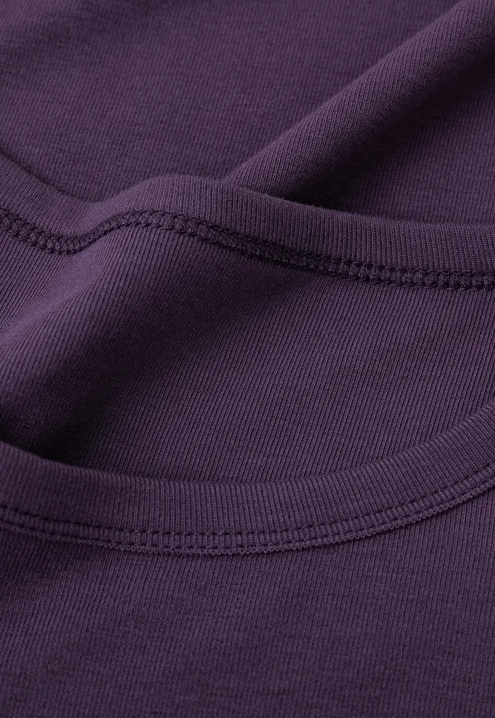 Long Sleeve Round Neck Fitted Knit Top