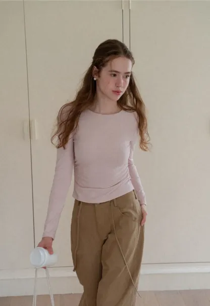 Long Sleeve Round Neck Fitted Knit Top