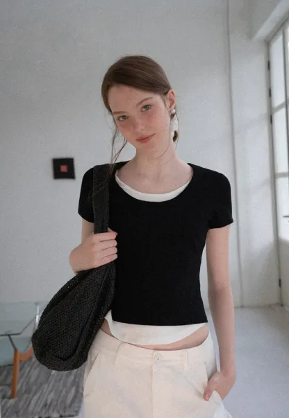 Cropped Layered Neck Short Sleeve Tshirt