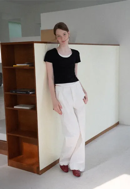 Cropped Layered Neck Short Sleeve Tshirt