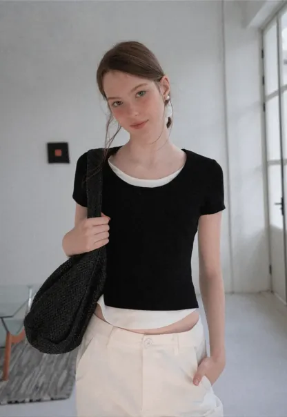 Cropped Layered Neck Short Sleeve Tshirt