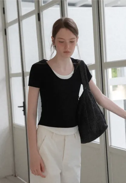 Cropped Layered Neck Short Sleeve Tshirt