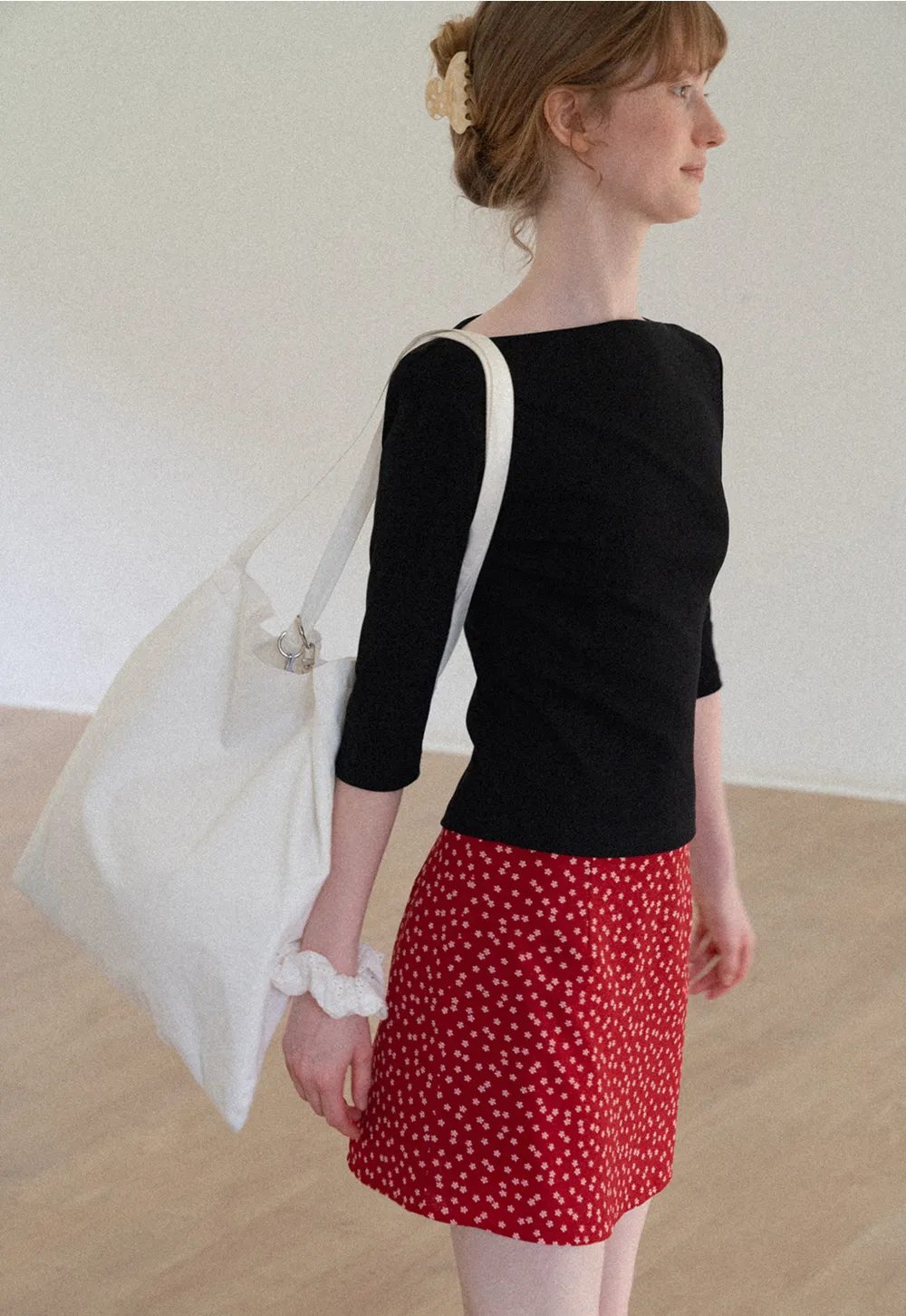 Boat Neck Three Quarter Sleeve Ribbed Knit Tshirt