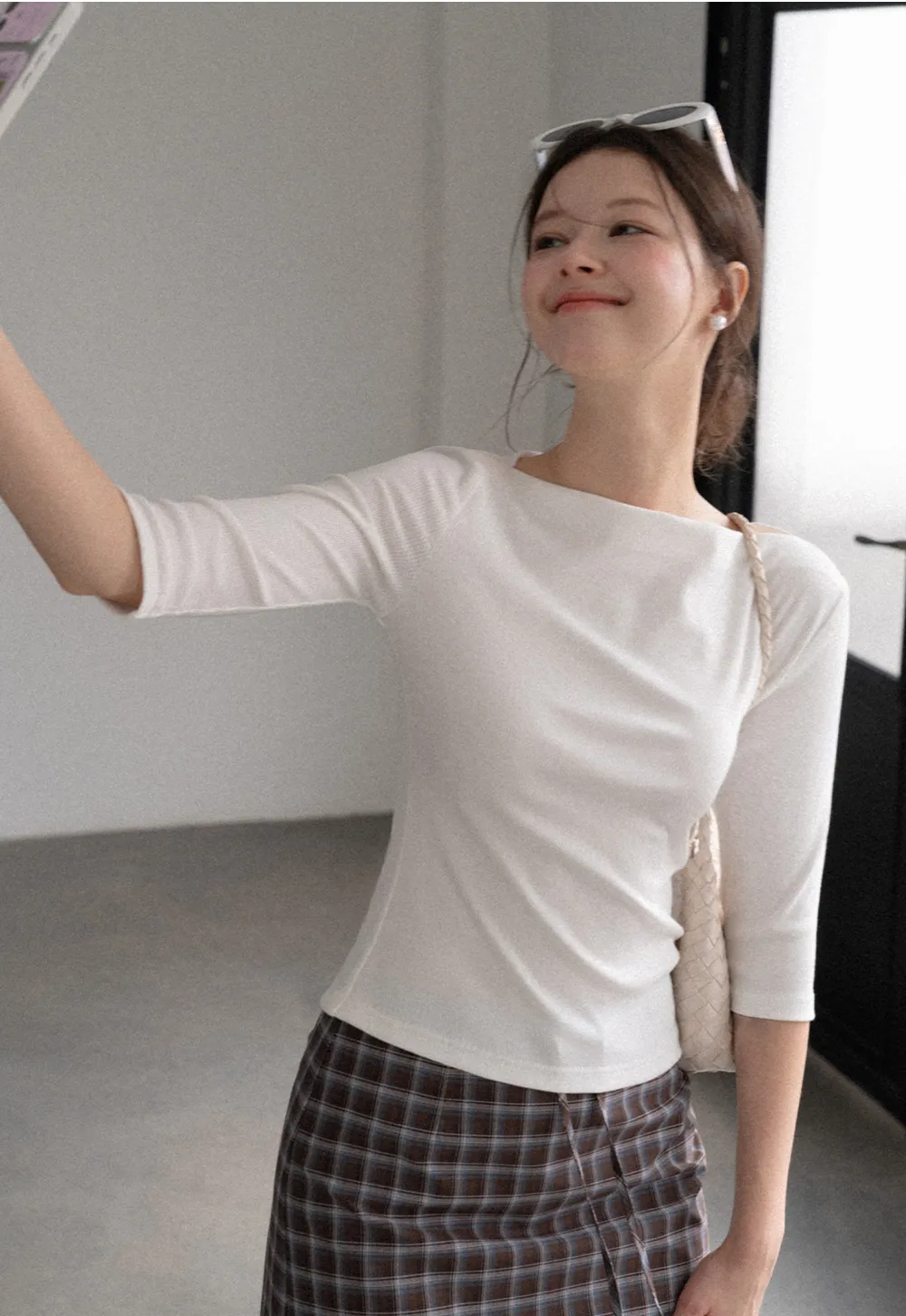 Boat Neck Three Quarter Sleeve Ribbed Knit Tshirt
