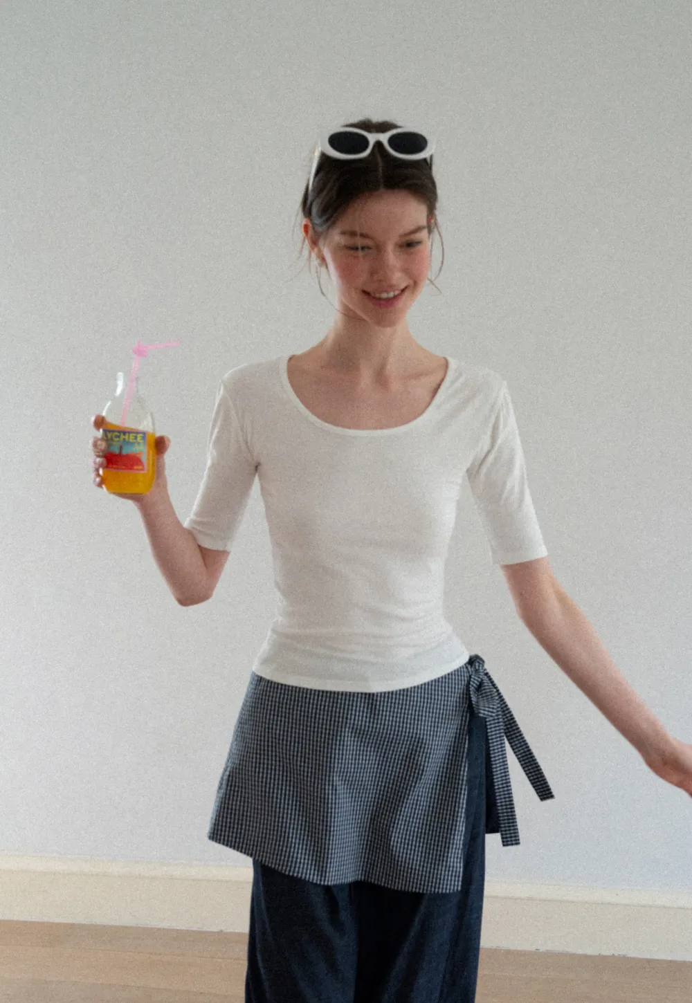 Scoop Neck Short Sleeve Fitted Tshirt