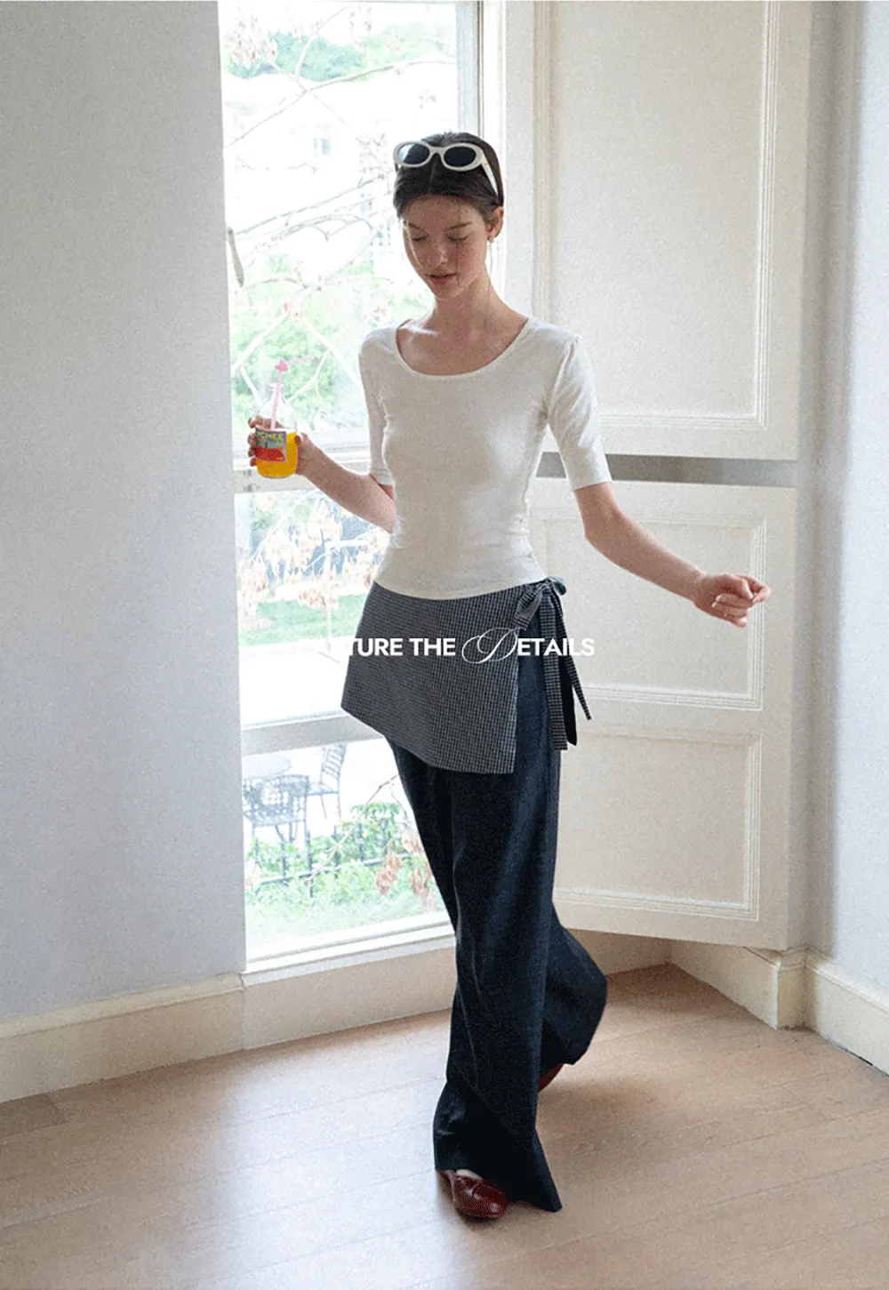 Scoop Neck Short Sleeve Fitted Tshirt